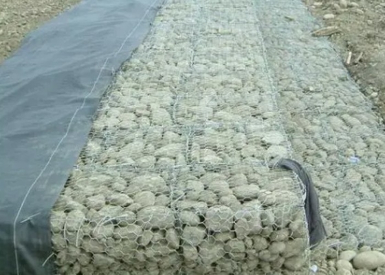 Ukuran Mesh 60x80mm Reno Gabion Mattress Kekuatan Tinggi untuk Struktur Pengendali