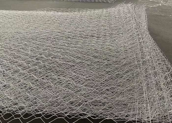Silver Galvanized Gabion Wire Mesh Untuk Sistem Dinding Penahan 80mmx100mm