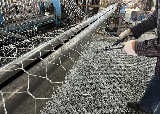 80mm*100mm Mental 4mm Gabion Baskets Solutions Mesh Opening Bv Sertifikasi
