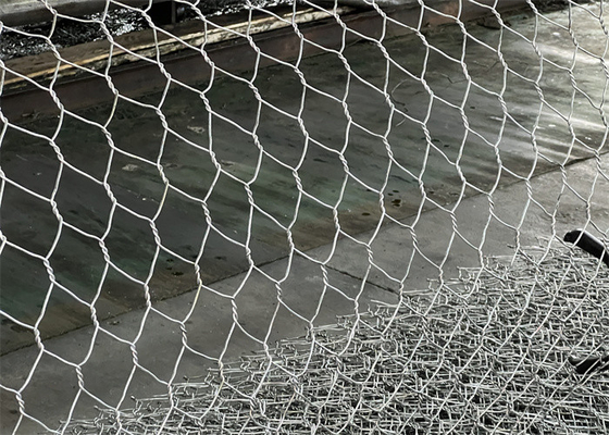Matras Gabion Kawat Logam Galvanis Dengan Lapisan Seng 220-240g/m2