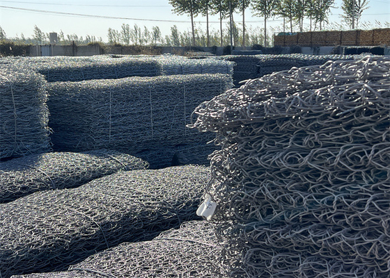 1m-2m Lebar Galvanis Gabion Box 80x100mm Ukuran Mesh