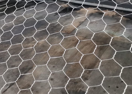 1m*1m*2m Kekuatan tarik tinggi PVC Polimer Lapisan Gabion Wire Mesh Rock Cage