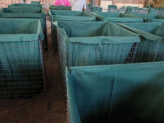 Tanah Pasir Lipat Dipenuhi Penghalang Pertahanan Dinding Dengan Polypropylene Non-Woven