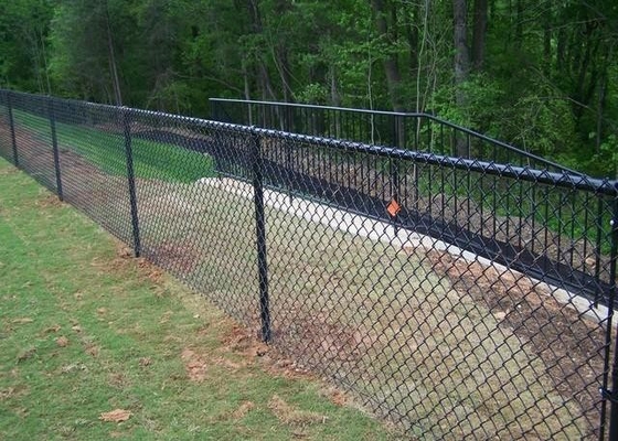 3.0mm Galvanized Chain Link Pagar Untuk Keamanan Komersial Bsaketball Court Playground