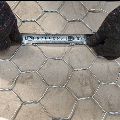 Kawat Gabion Galvanis 60x80mm untuk Pengendalian Erosi dan Dinding Penahan