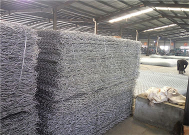 Custom Coated Kekuatan Tarikan 0,6m-0,9m Square Hole Galvanized Wire Gabion Cage Box