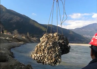 Perlindungan Banjir Sementara Kandang Dinding Batu Gabion Kekuatan Tarik 380 MPa
