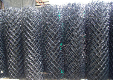 Karbon Steel Galvanized Chain Link Mesh Pagar Diamond Pattern Dengan Metal Round Post