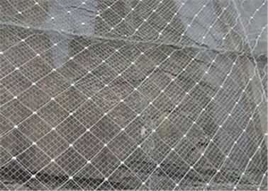 Kawat Baja Galvanis Mempertahankan Kemiringan Pagar Mesh / Perlindungan Kelambu Kawat Jaring Untuk Kemiringan