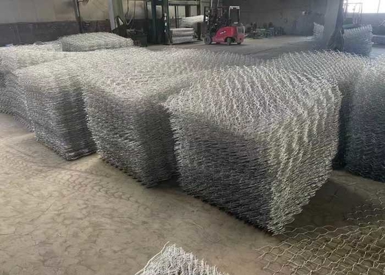 Dinding Penahan Kotak Gabion Dilapisi Pvc Kekuatan Tinggi Ekonomis 100x150mm